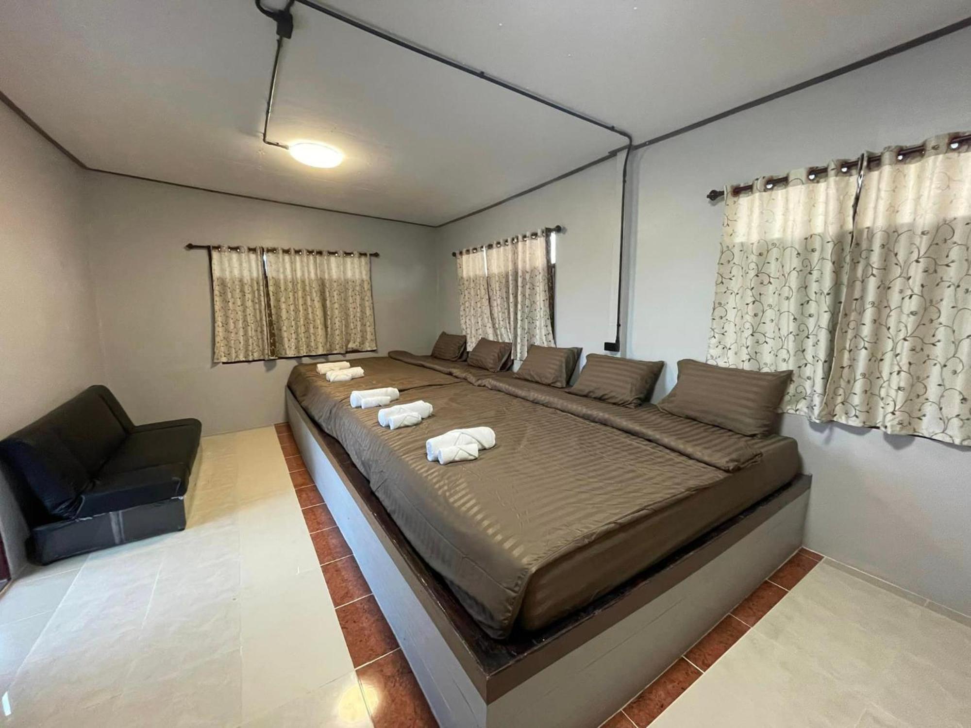 Srihome ยายศรีโฮมแอนแคมป์ปิ้ง Ban Don Tum Экстерьер фото